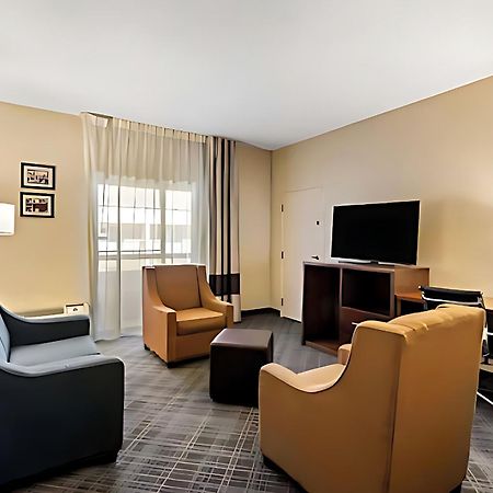 Comfort Inn Roswell-Dunwoody Buitenkant foto