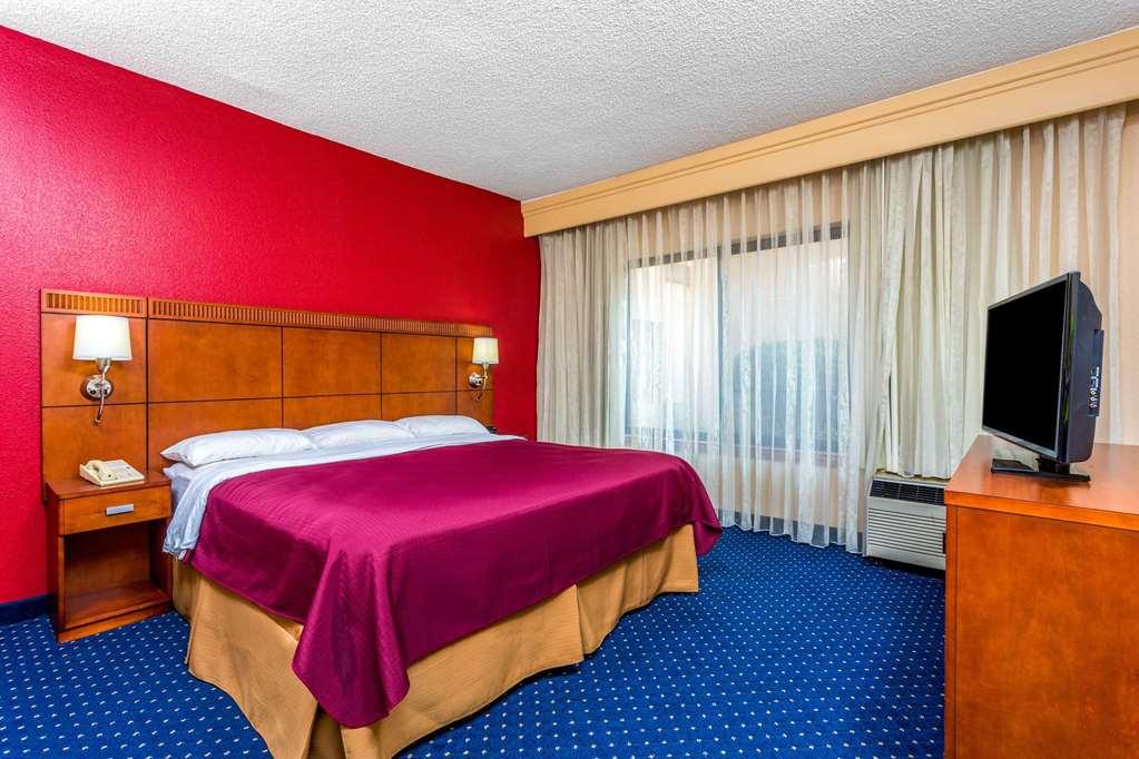 Comfort Inn Roswell-Dunwoody Buitenkant foto