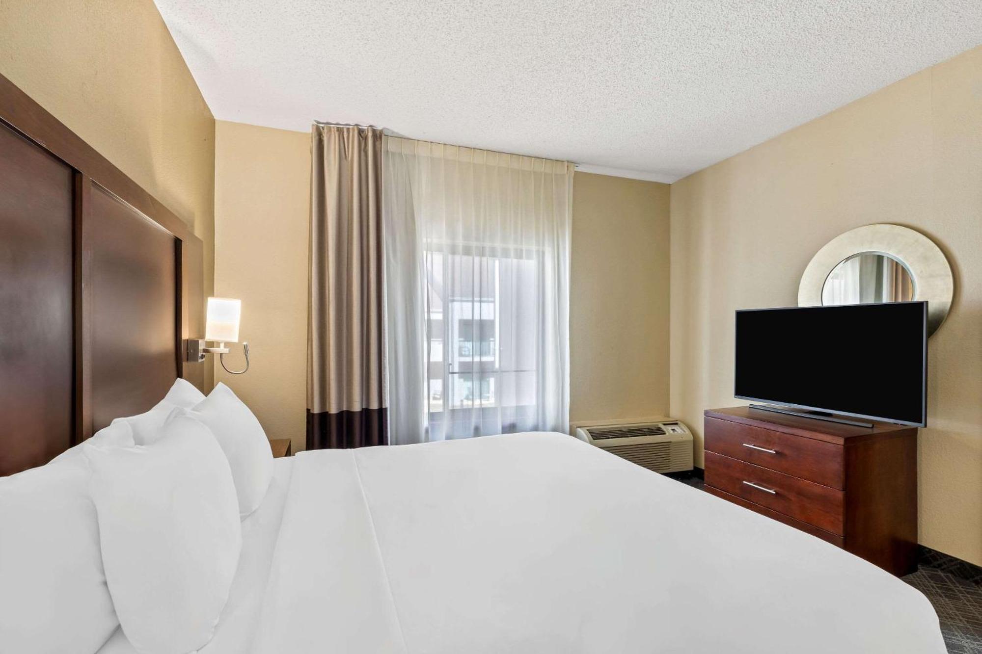 Comfort Inn Roswell-Dunwoody Buitenkant foto