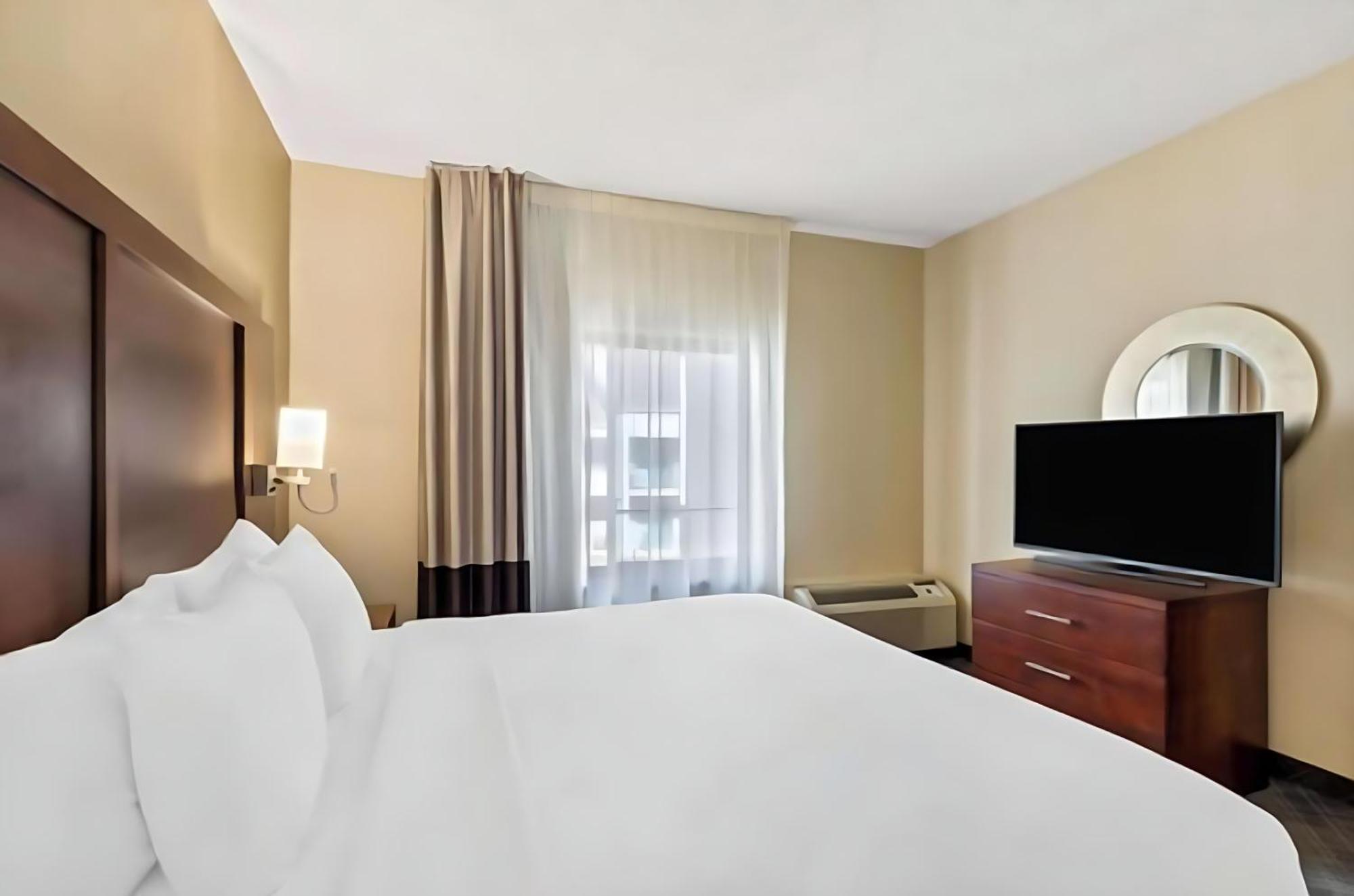 Comfort Inn Roswell-Dunwoody Buitenkant foto